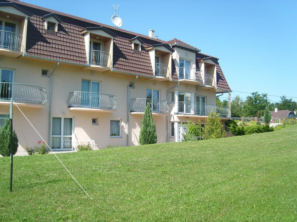 Balla Appartements Zalakaros Exterior foto